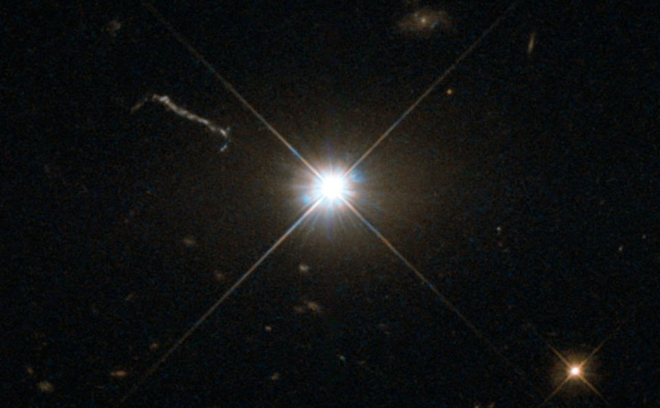 NASA's Hubble Gets the Best Image of Bright Quasar 3C 273