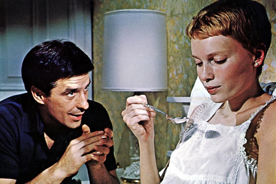 ROSEMARY'S BABY, John Cassavetes, Mia Farrow