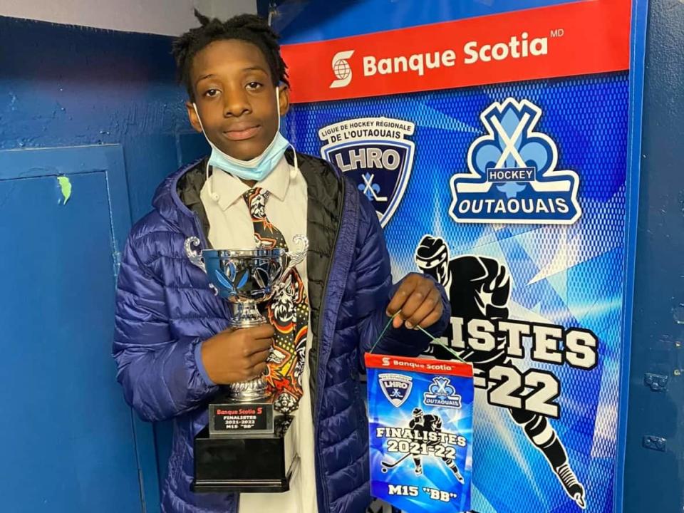 Blesson Ethan Citegetse says he was the victim of racial abuse this season by other players in Gatineau, Que. That led to six suspensions announced Friday. (Submitted by Jean Bosco Citegetse - image credit)