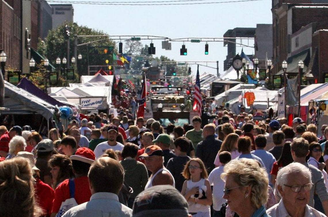 Main Street in downtown London will be packed for the annual World Chicken Festival.