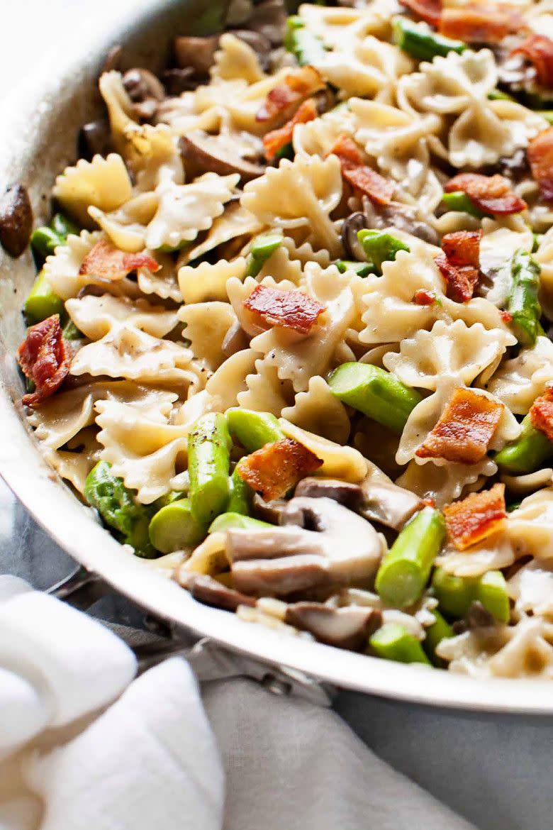 Mushroom and Asparagus One-Pot Pasta