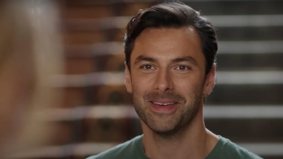 Aidan Turner plays Glenn Lapthorn in Fifteen-Love