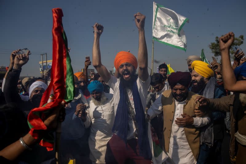 Protest against newly passed farm bills near Delhi