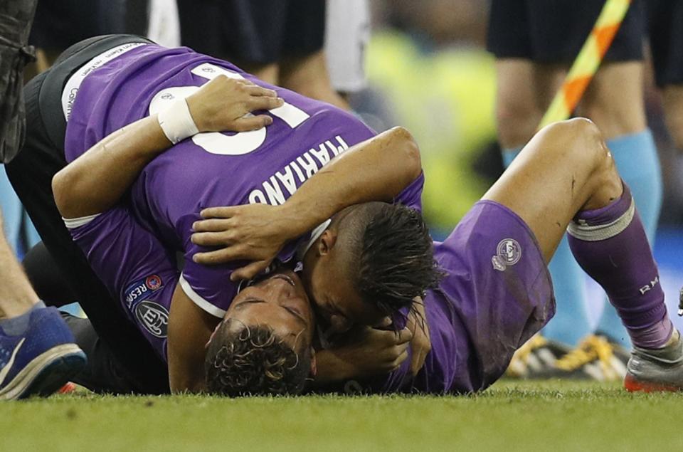 <p>ritain Soccer Football – Juventus v Real Madrid – UEFA Champions League Final – The National Stadium of Wales, Cardiff – June 3, 2017 Real Madrid’s Cristiano Ronaldo, Danilo and Casemiro celebrate after winning the UEFA Champions League Final Reuters / Phil Noble Livepic </p>