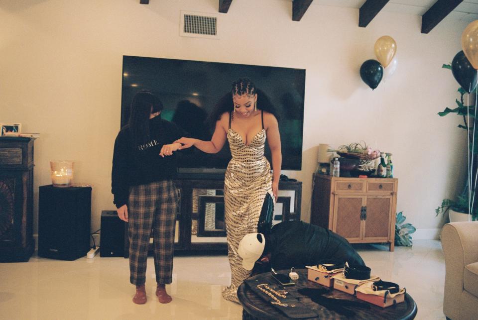 How Chloe x Halle Got Ready for the 2021 Grammy Awards