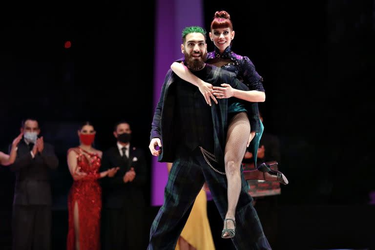 Yanina Muzyka y Emmanuel Casal, primeros en Tango Escenario