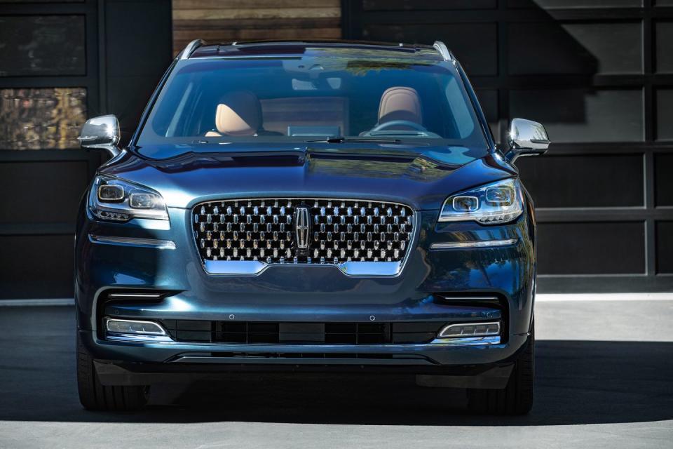<p>The Aviator is based on the same architecture as the new Ford Explorer, but Lincoln engineers and designers have skillfully hidden the proletarian bits out of sight and out of mind.</p>
