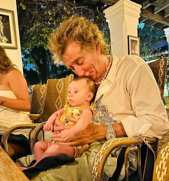 Rod Stewart con su nieto 