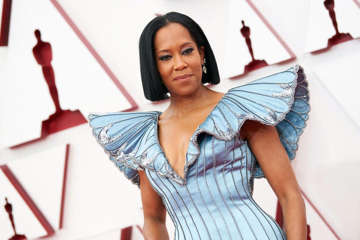 Why Regina King Says It Felt a Little Weird Attending the Oscars