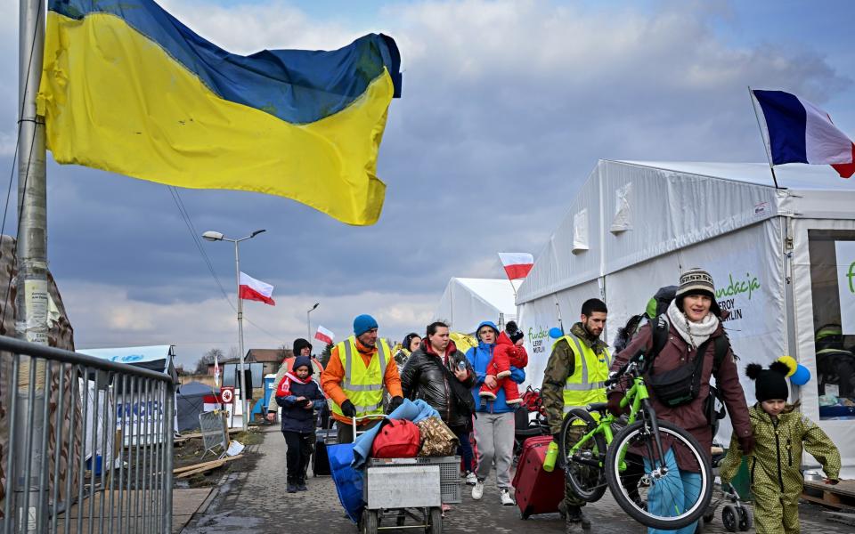 Ukraine POland refugees war Russia emergency debt - Jeff J Mitchell/Getty Images