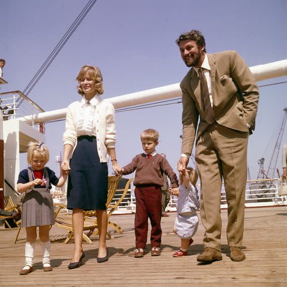 Virginia McKenna and Bill Travers on holiday with their children in 1964 - Getty