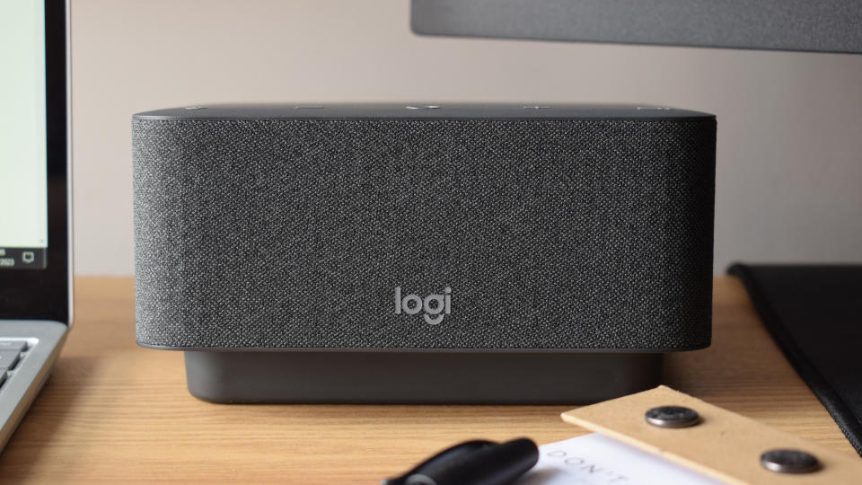 Logitech Logi Dock review photos