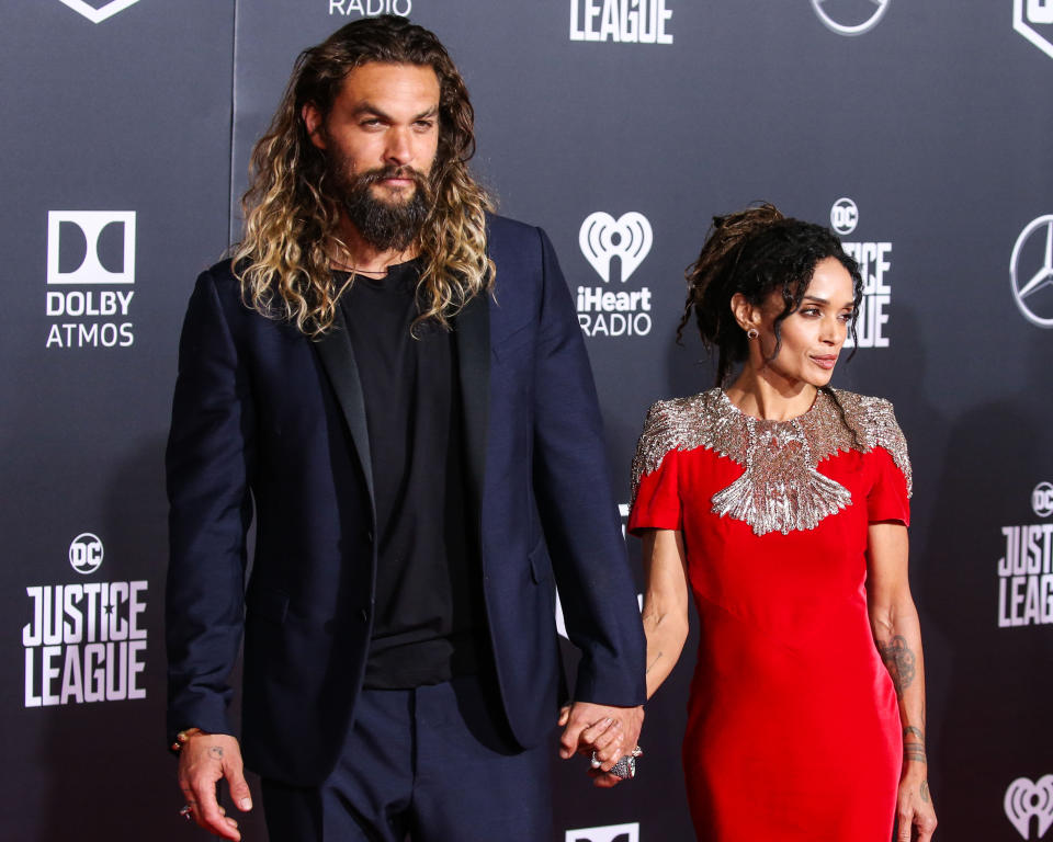 (FILE) Jason Momoa and Lisa Bonet Announce Split After Nearly 5 Years of Marriage. HOLLYWOOD, LOS ANGELES, CALIFORNIA, USA - NOVEMBER 13: American actor Jason Momoa and wife/American actress Lisa Bonet arrive at the World Premiere Of Warner Bros. Pictures' 'Justice League' held at the Dolby Theatre on November 13, 2017 in Hollywood, Los Angeles, California, United States. (Photo by Xavier Collin/Image Press Agency/Sipa USA)