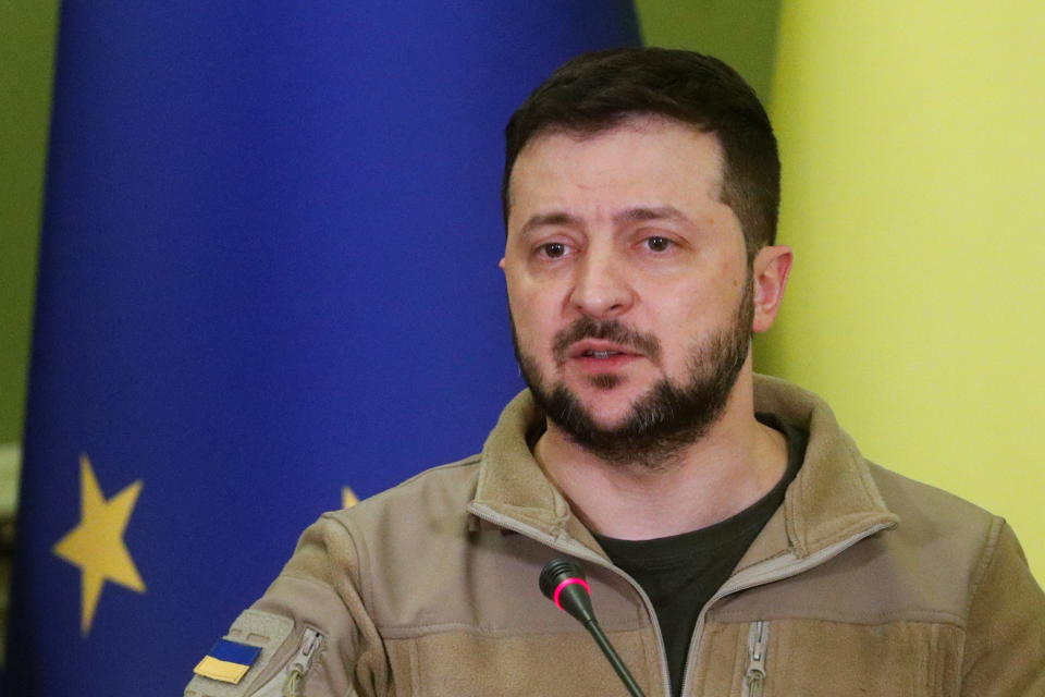 Ukraine's President Volodymyr Zelenskiy speaks during a joint news conference with European Council President Charles Michel after their meeting, as Russia's attack on Ukraine continues, in Kyiv, Ukraine April 20, 2022. REUTERS/Valentyn Ogirenko