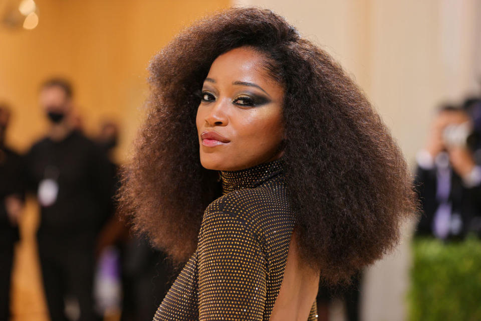 A vision to behold! Keke's Diana Ross–inspired look was spot-on, and with a smoky eyeshadow THAT seamlessly blended? An icon, truly.