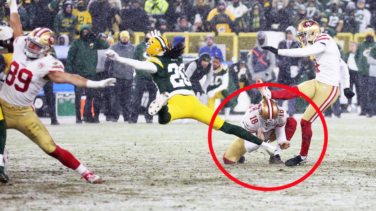 San Francisco 49ers Stun Green Bay Packers at Frigid, Snowy