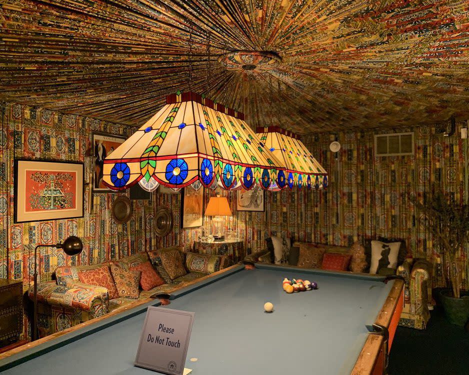 basement game room at Graceland