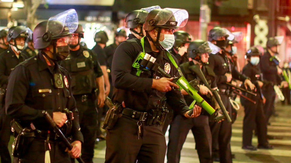 Los Angeles Rams fans take to streets in downtown LA to celebrate 2022  Super Bowl win; unlawful assembly declared - ABC7 Chicago