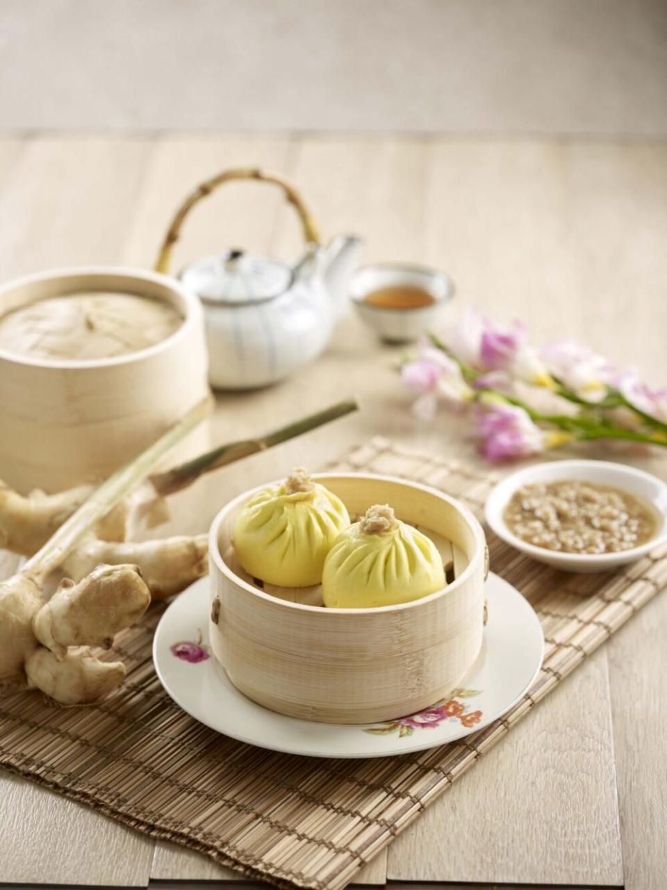 Little Teahouse - Samsui Ginger Chicken Bao