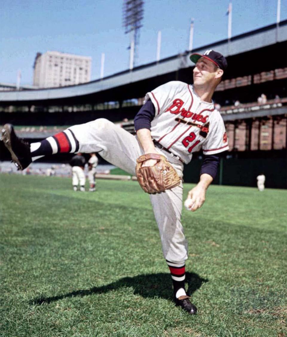 Warren Spahn, who played for the Milwaukee Braves, was inducted into the Walk of Fame in 2007.