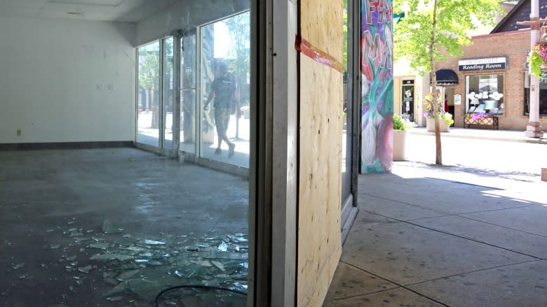 Spate of broken windows shatters Windsor business owner's sense of security