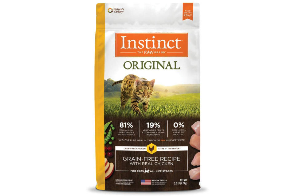 INSTINCT Original Chicken Dry Cat Food, 5 lb. Bag. (Photo: Amazon SG)