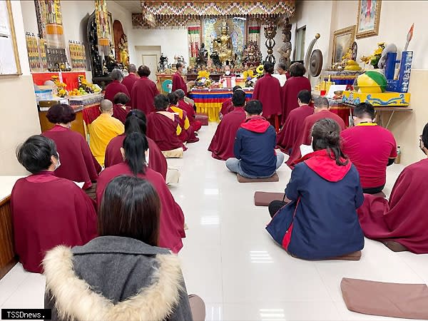 世界佛教正心會舉辦「慶祝南無第三世多杰羌佛日暨慈悲藥師寶懺法會」現場。