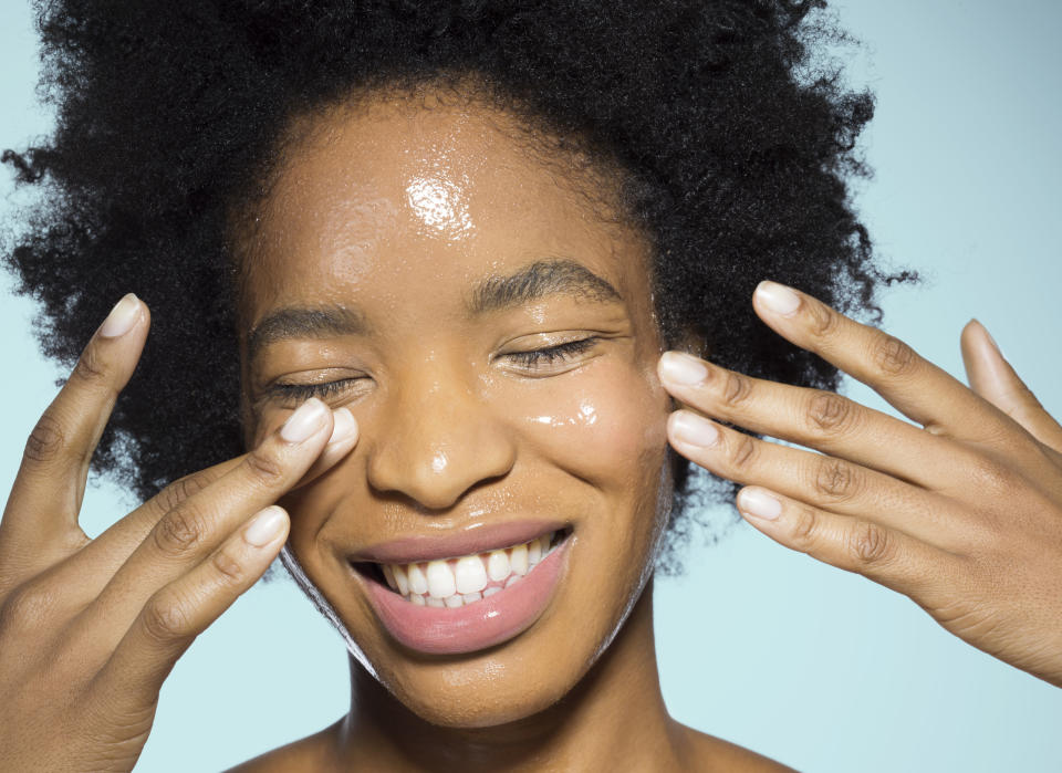 Is gel moisturizer the secret to your summer skin care routine?&nbsp; (Photo: Jonathan Knowles via Getty Images)