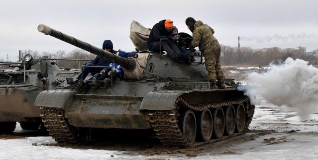 Yes, Russia Is Using Ancient Tanks in Combat in Ukraine. But Not as Tanks.