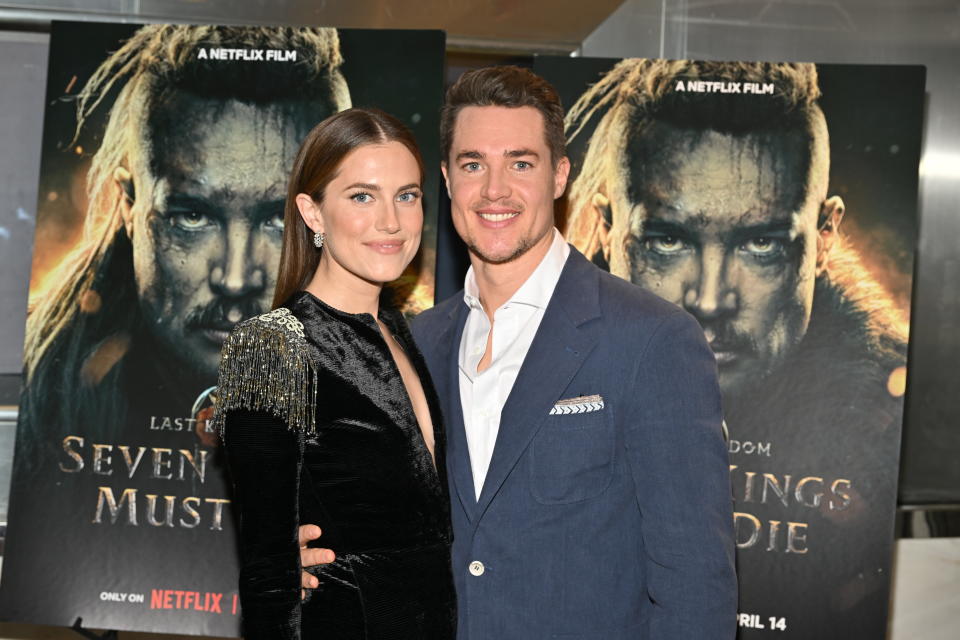 Allison Williams and Alexander Dreymon