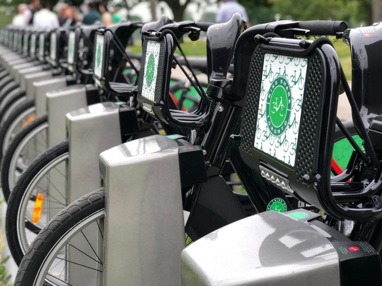 Ridership numbers are up across the Bike Share Toronto platform, but some say it's important that the network expand into underserved areas to become more equitable.  (Taylor Simmons/CBC - image credit)