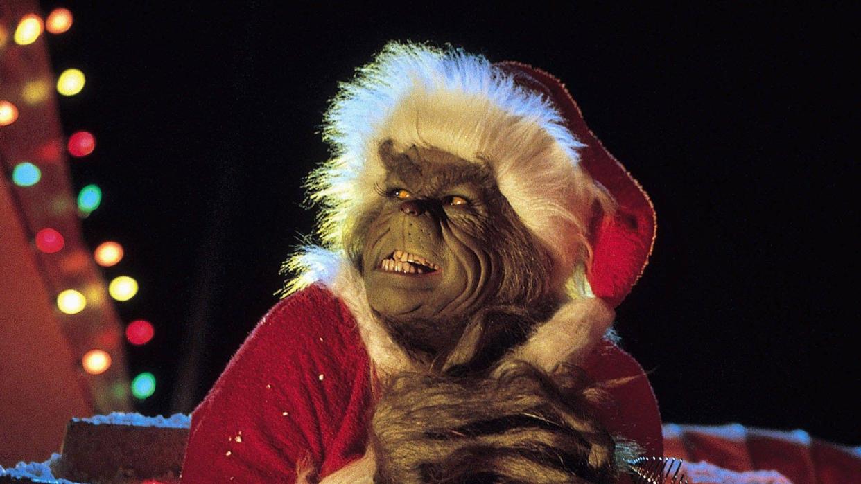  Jim Carrey in How the Grinch Stole Christmas. 