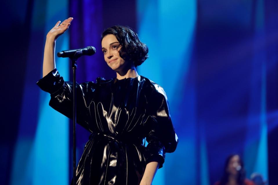 HOLLYWOOD, CALIFORNIA - FEBRUARY 08: St. Vincent performs onstage during A GRAMMY Salute to The Beach Boys at Dolby Theatre on February 08, 2023 in Hollywood, California. (Photo by Amy Sussman/Getty Images for The Recording Academy)