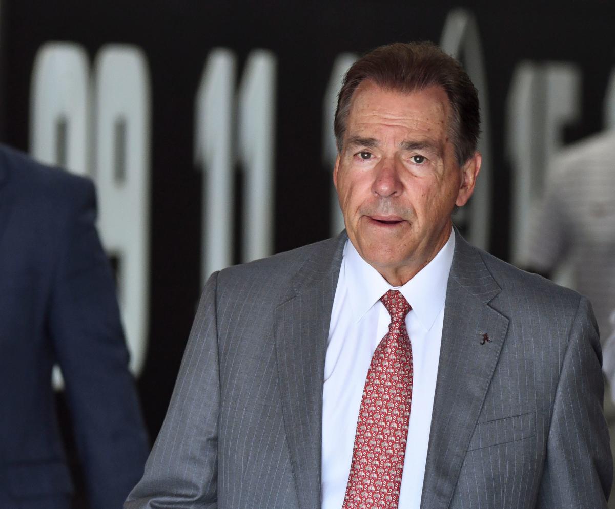 Alabamas Nick Saban Dan Lannings Locker Room Speech Wasnt Good For Everybody To Hear