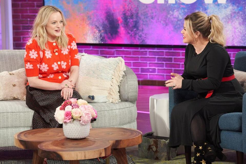 Elisabeth Moss, Kelly Clarkson | Adam Christopher/NBCUniversal