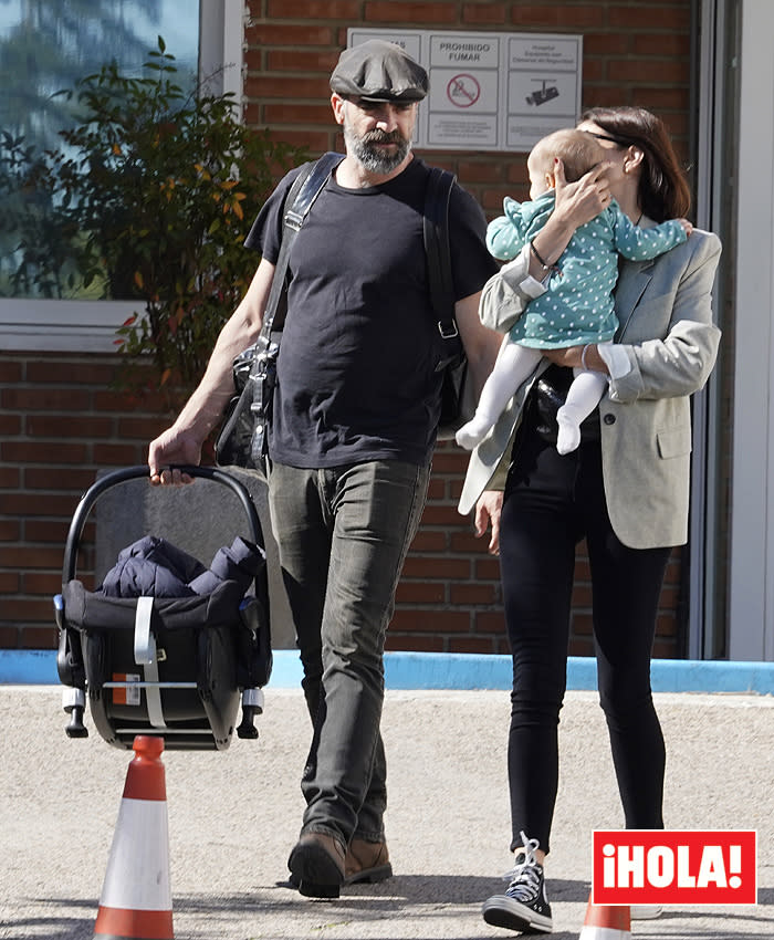 Luis Tosar y María Luisa Mayol con su hija