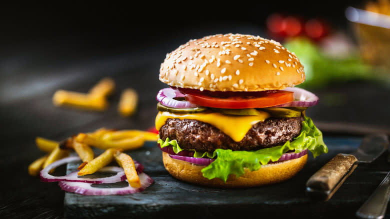 cheeseburger with fries