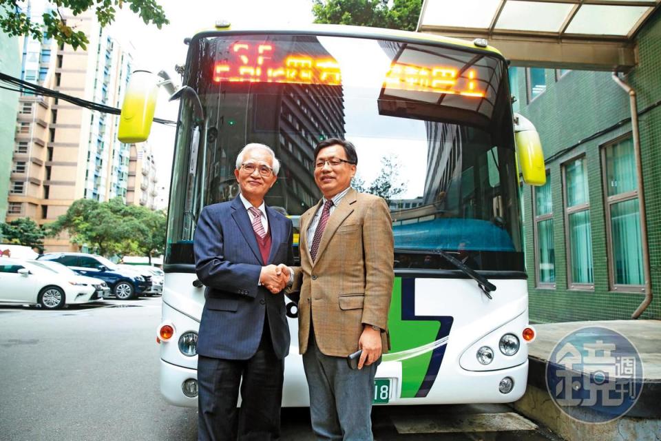 在盧明光擔任大同董座時，公司就與唐榮、四方合作推出電動巴士。