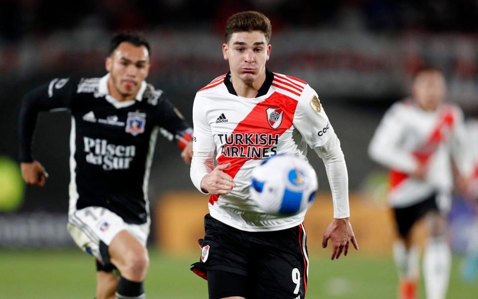  River Plate v Colo Colo - Monumental Antonio Vespucio Liberti, Buenos Aires, Argentina - May 19, 2022 River Plate's Julian Alvarez in action - REUTERS