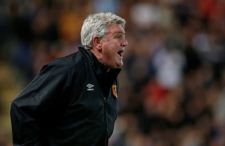 Hull City manager Steve Bruce in Kingston Communications Stadium May 4, 2015. Reuters / Lee Smith