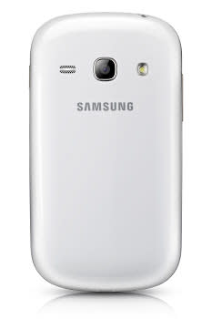 <b>Samsung Galaxy Fame</b>: Así luce el Fame por detrás. Su cámara es uno de sus principales atributos: 5 megapíxeles con autofocus y flash LED.