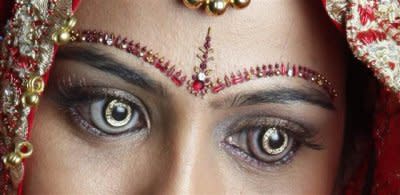 Diamond contacts courtesy of Shekhar Eye Research