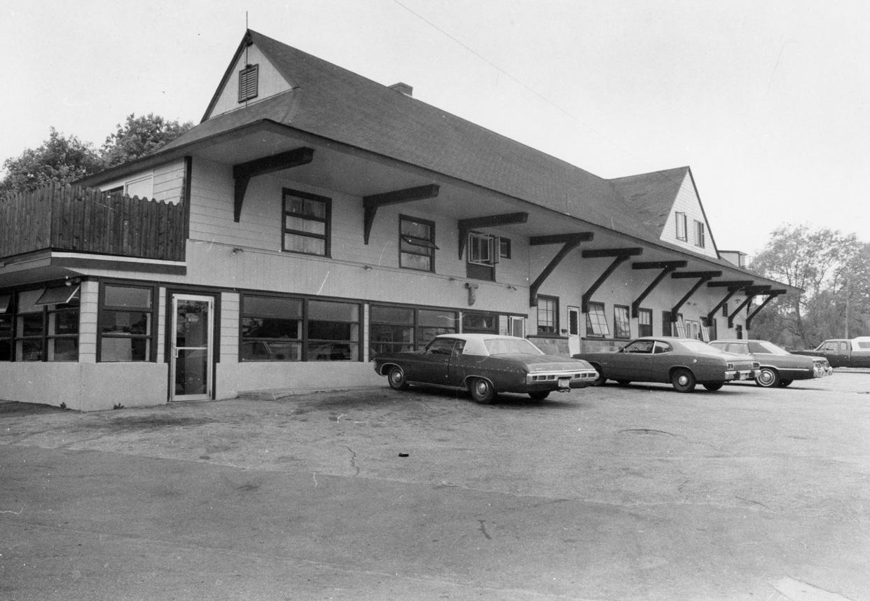 The Narragansett Pier railroad depot on Boon Street, had apartments and businesses including a coin-operated laundry back in 1978.