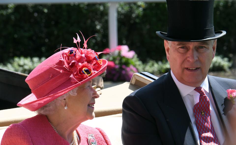 <p>Looking lovingly at her son, Prince Andrew, the Duke of York.</p>