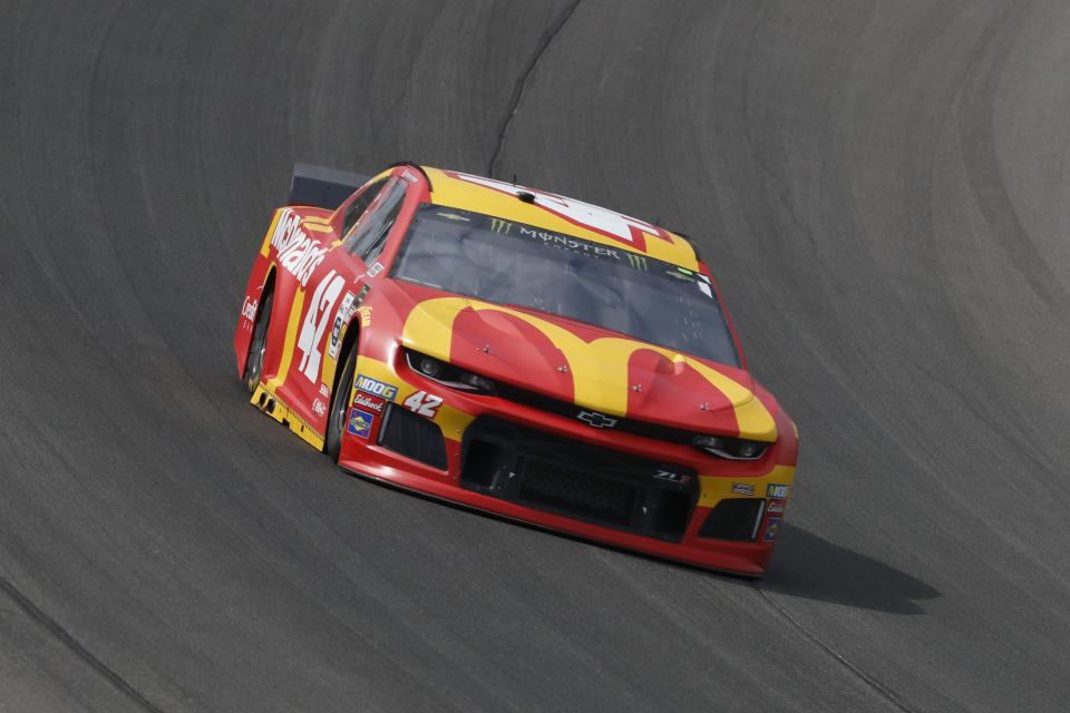 Kyle Larson races during a NASCAR Cup Series auto race at Michigan International Speedway in Brooklyn, Mich., Sunday, Aug. 11, 2019. (AP Photo/Paul Sancya)