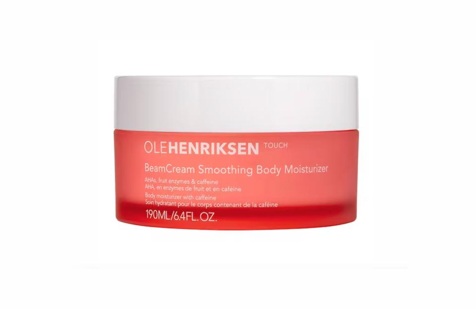 36€ les 190 ml <br><p>Cette crème hydratante pour le corps contient des <a href="https://www.elle.fr/Beaute/Soins/Questions/Creme-AHA-3602735" rel="nofollow noopener" target="_blank" data-ylk="slk:AHA;elm:context_link;itc:0;sec:content-canvas" class="link ">AHA</a> et des enzymes de fruits permettant d’aider le renouvellement cellulaire ainsi qu’une concentration en caféine afin de redonner toute son énergie à la peau.</p><br><a href="https://www.sephora.fr/p/beamcream-smoothing-body-moisturizer---creme-hydratante-pour-le-corps-aux-aha-584836.html" rel="nofollow noopener" target="_blank" data-ylk="slk:Acheter;elm:context_link;itc:0;sec:content-canvas" class="link ">Acheter</a>