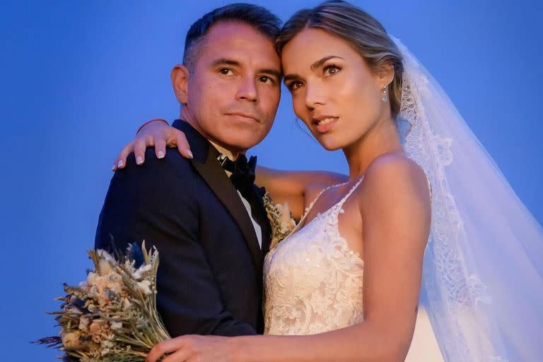 Javier Saviola y Romanela Amato dieron el 