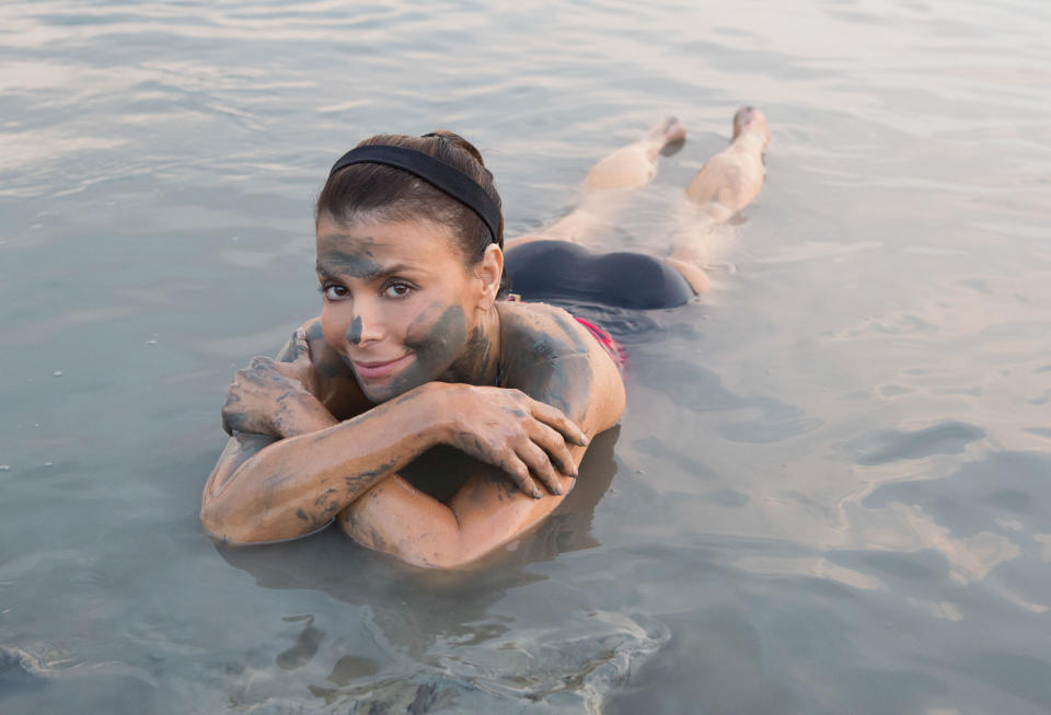  Paula Abdul visits the Dead Sea on November 1, 2013 in Israel. (Photo by Tiffany Rose/WireImage)