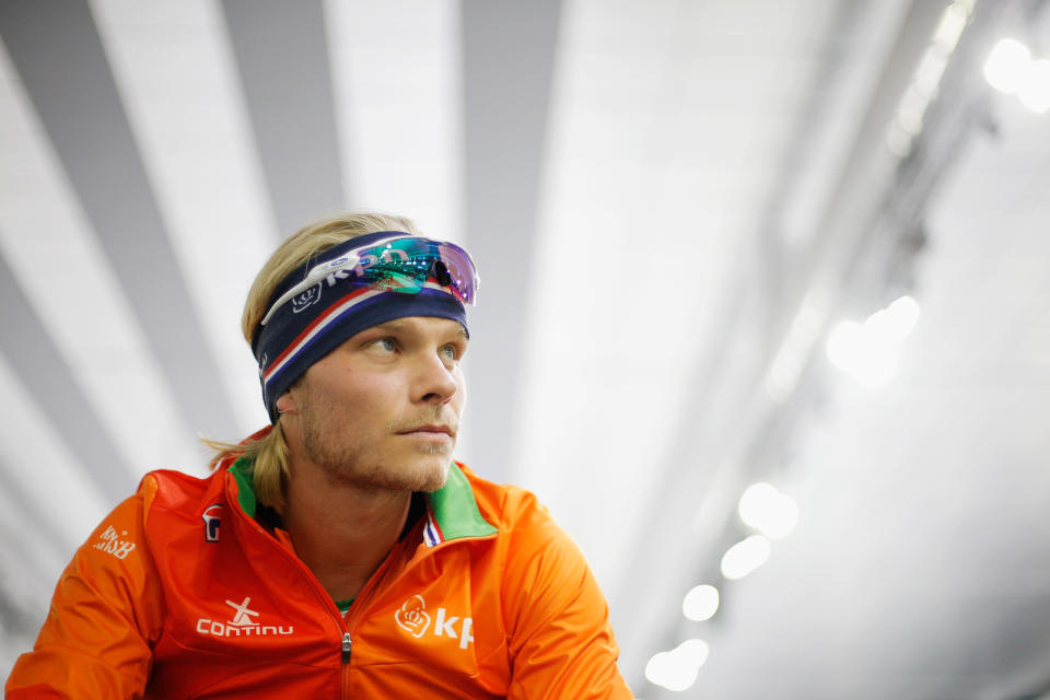 <p>XXXX competes in the XXXXX on day three during the ISU World Cup Speed Skating held at Thialf on November 12, 2017 in Heerenveen, Netherlands.<br>Koen Verweij of the Netherlands gets ready to compete in the Mens 1000m race on day three during the ISU World Cup Speed Skating held at Thialf on November 12, 2017 in Heerenveen, Netherlands. (Photo by Dean Mouhtaropoulos – ISU/ISU via Getty Images) </p>