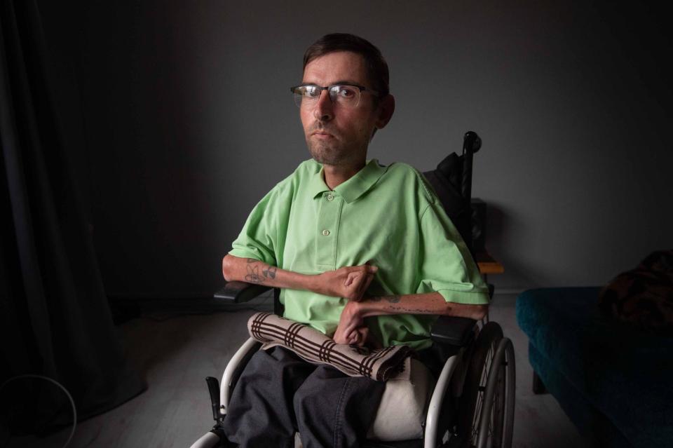 A disabled man is taking legal action against Ryanair after fracturing his arm on a flight.Daniel Rooney, 38, had to be carried to the toilet by his friend during the service from Birmingham to Portugal when no onboard wheelchair was provided.The Solihull resident said he was “humiliated” by the experience and sustained a fractured arm from falling off the toilet.Rooney, who has Spinal Muscular Atrophy and uses a specialist wheelchair, said he needed the toilet about halfway through the flight.He said he would normally relieve himself in a urine bag strapped to his leg, but could feel that it had fallen off and was unusable.“My friend asked the stewardess if it was OK to go to the toilet very discreetly in the urine bottle that I carry,” he told Birmingham Live. “We asked everyone around us first, it happens very discreetly no-one would have known it was going on.“But my friend was point blank told to take me to the toilet. There was another hour or so left on the flight so there was no way I could last for that.”The Ryanair website states: “Every Ryanair aircraft has an onboard aisle wheelchair, which crew use to assist reduced mobility passengers getting to and from the aircraft toilet door.”However, Rooney claims he was not offered this, forcing his friend to physically carry him to the toilet.His friend also had to support Rooney while on the toilet as he struggles with balance.“But I finally did slip and banged the top of my shoulder on the side of some metal thing that was in the toilet,” said Rooney. “I knew straight away I’d hurt myself.”He added that if he’d been offered a wheelchair and taken to a private area, he could have used a urine pot discreetly.“It’s made me not want to fly again,” said Rooney.Medical professionals have since confirmed the fracture, which Rooney claims has left him with problems eating and using his phone independently.Ian Hass, MD of Ellis Hass & Co Solicitors, the firm that has accepted the case, said Ryanair failed to provide “human kindness”, leaving Rooney “injured and humiliated” as a result.Ryanair said in a statement: “We don’t comment on pending legal matters.”